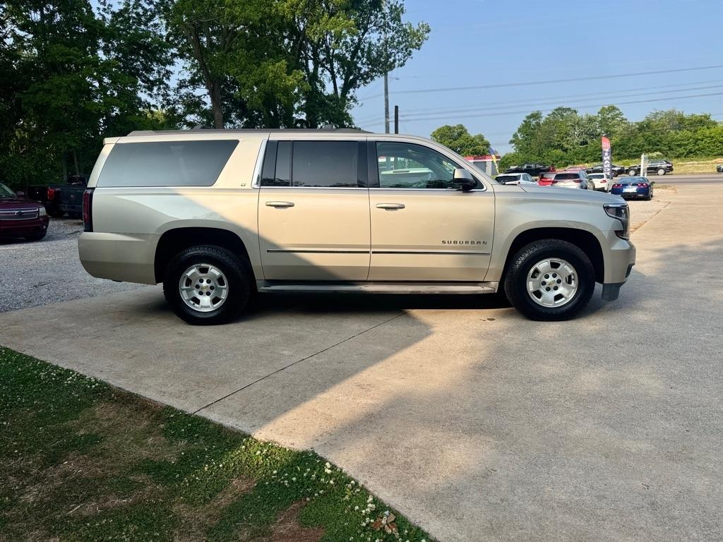 Chevrolet Suburban LT 4WD 2015