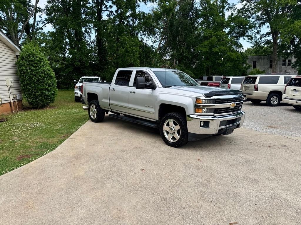Chevrolet Silverado 2500HD LTZ Crew Cab 4WD 2015