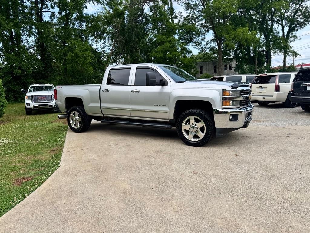 Chevrolet Silverado 2500HD LTZ Crew Cab 4WD 2015