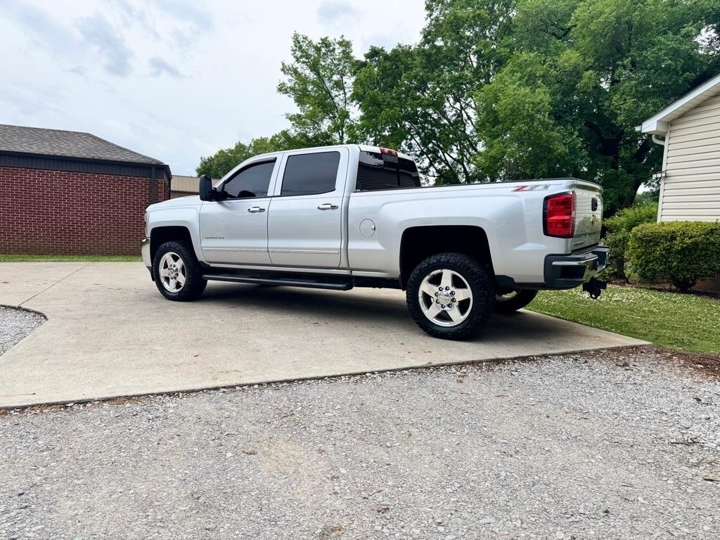 Chevrolet Silverado 2500HD LTZ Crew Cab 4WD 2015