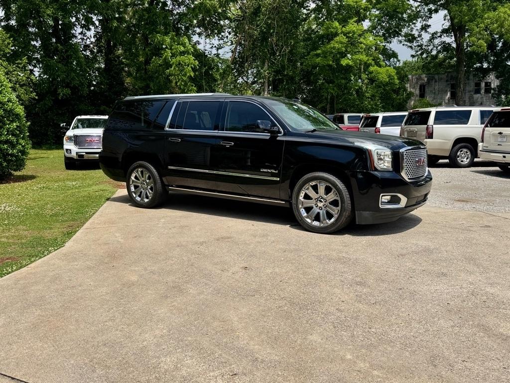 GMC Yukon XL Denali 4WD 2016