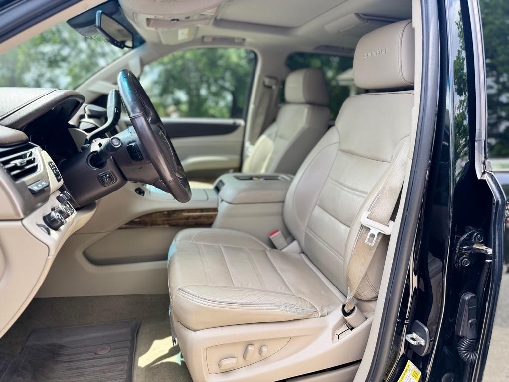 GMC Yukon XL Denali 4WD 2016