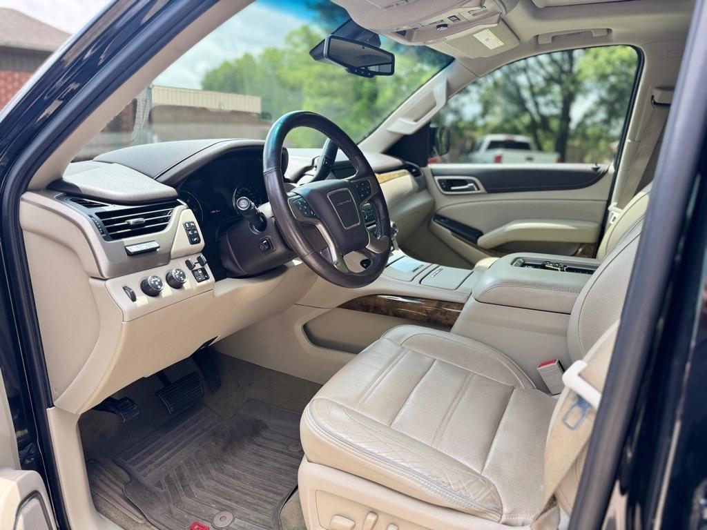 GMC Yukon XL Denali 4WD 2016