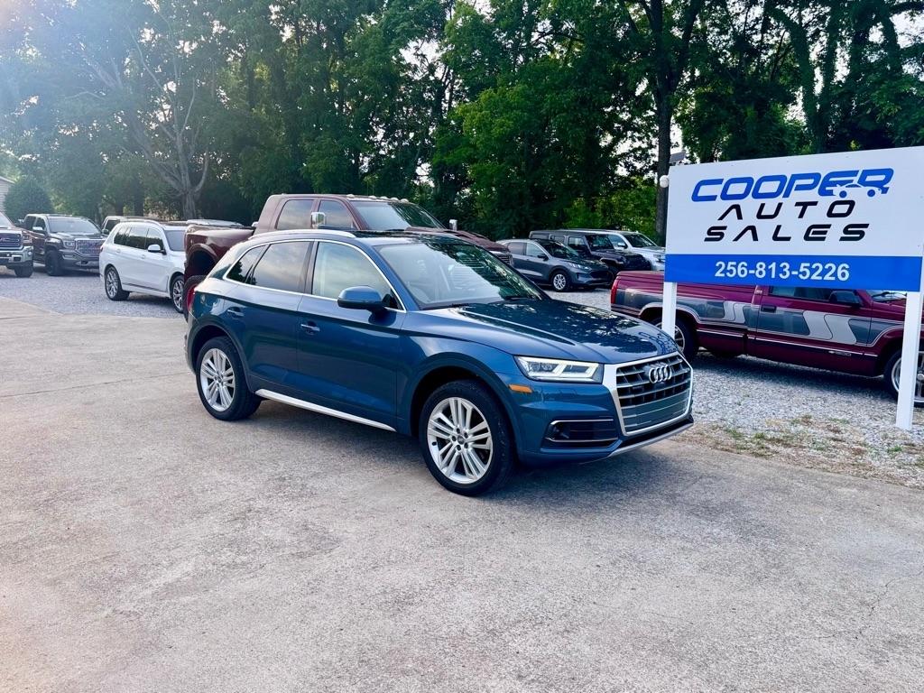 2018 Audi Q5 2.0T quattro S tronic Prestige's photo