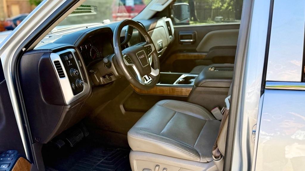 GMC Sierra 1500 SLT Crew Cab Long Box 4WD 2017