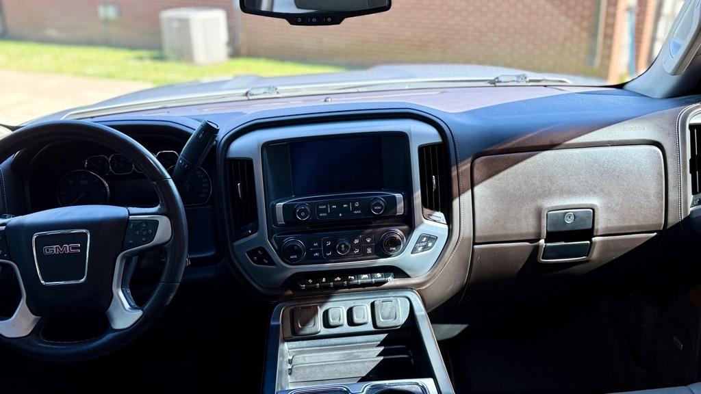 GMC Sierra 1500 SLT Crew Cab Long Box 4WD 2017
