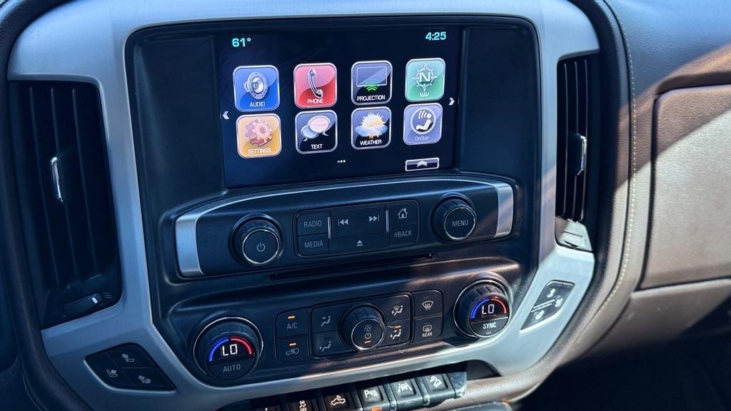 GMC Sierra 1500 SLT Crew Cab Long Box 4WD 2017