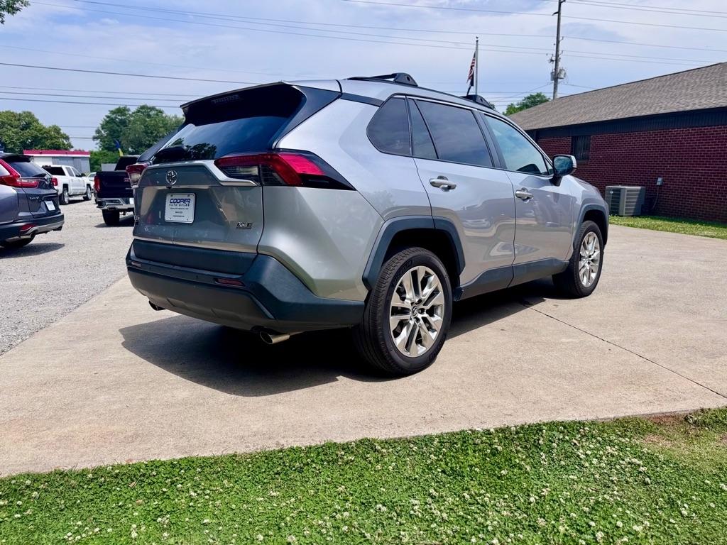 Toyota RAV4 XLE Premium 2019