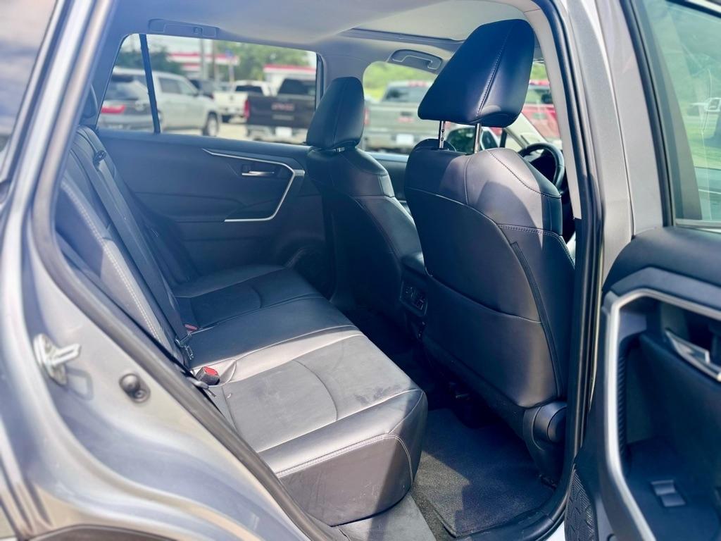 Toyota RAV4 XLE Premium 2019