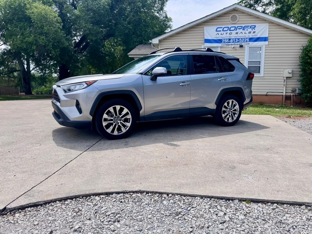 Toyota RAV4 XLE Premium 2019