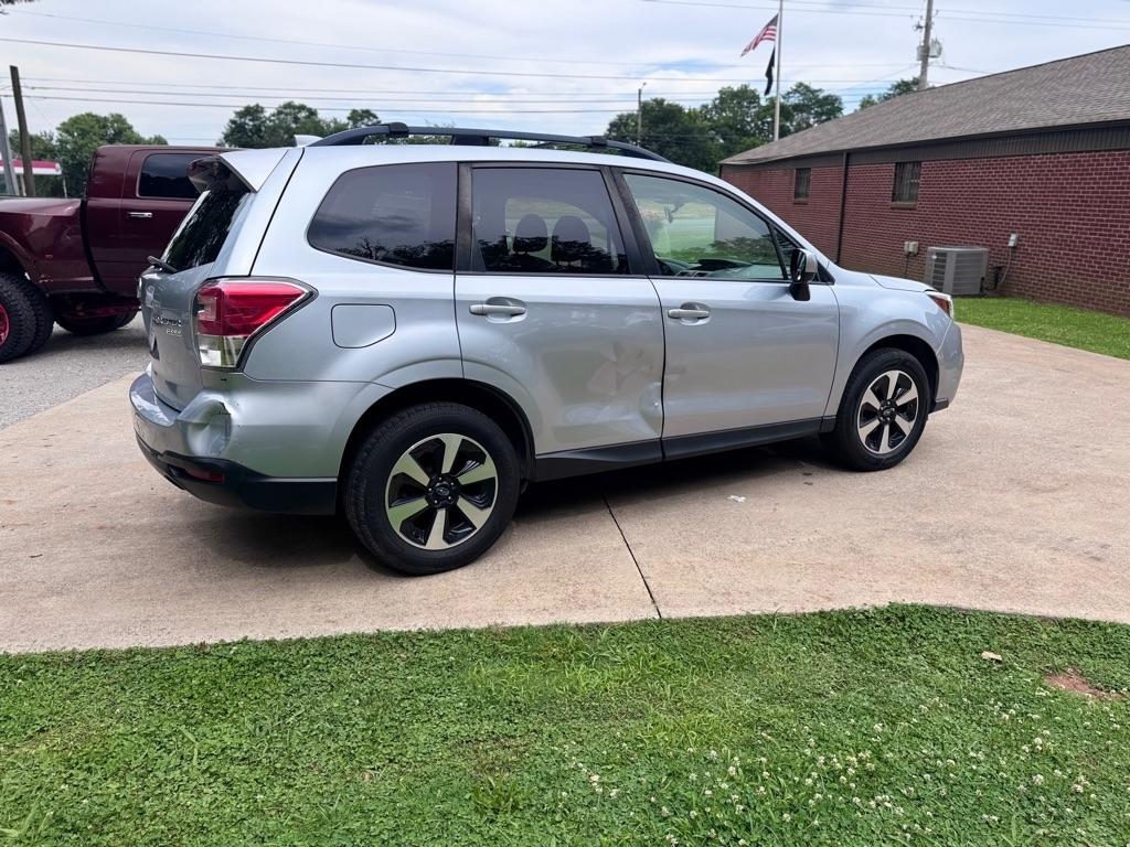 Subaru Forester  2017