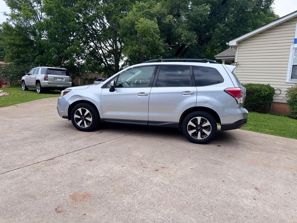 Subaru Forester  2017