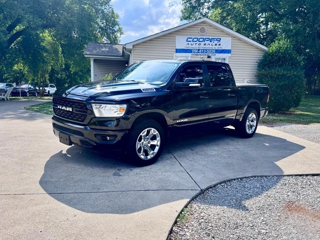 RAM 1500 Big Horn Crew Cab SWB 4WD 2022