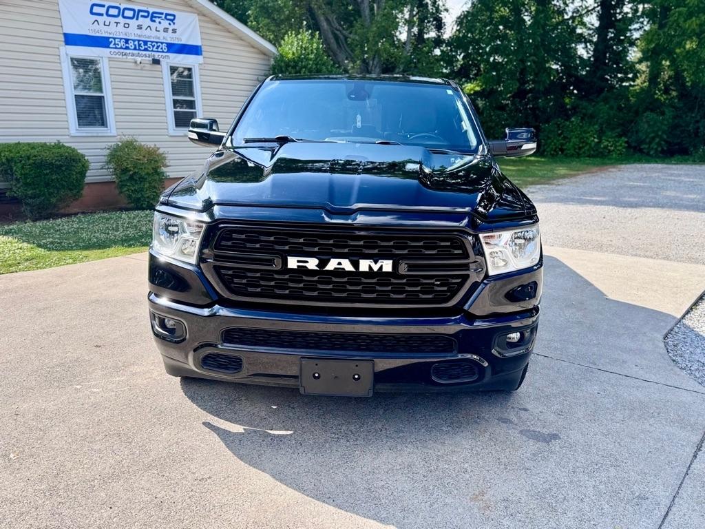 RAM 1500 Big Horn Crew Cab SWB 4WD 2022