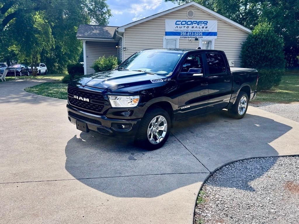 RAM 1500 Big Horn Crew Cab SWB 4WD 2022