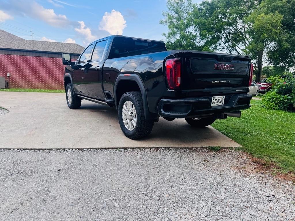 GMC Sierra 2500HD Denali Crew Cab 4WD SB 2022