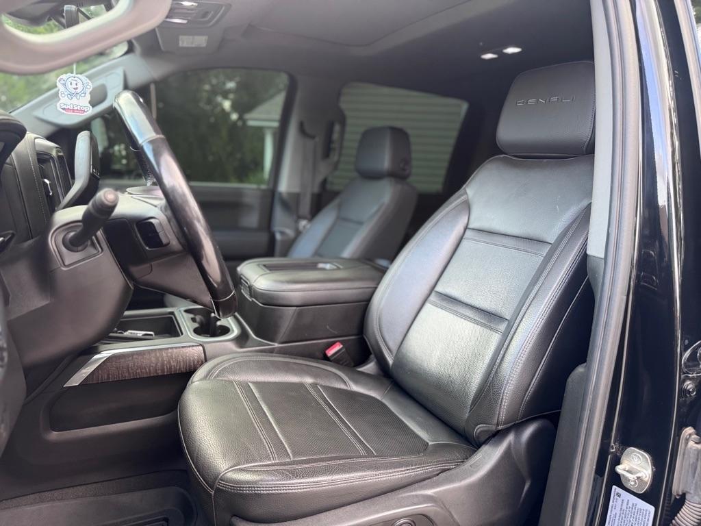 GMC Sierra 2500HD Denali Crew Cab 4WD SB 2022