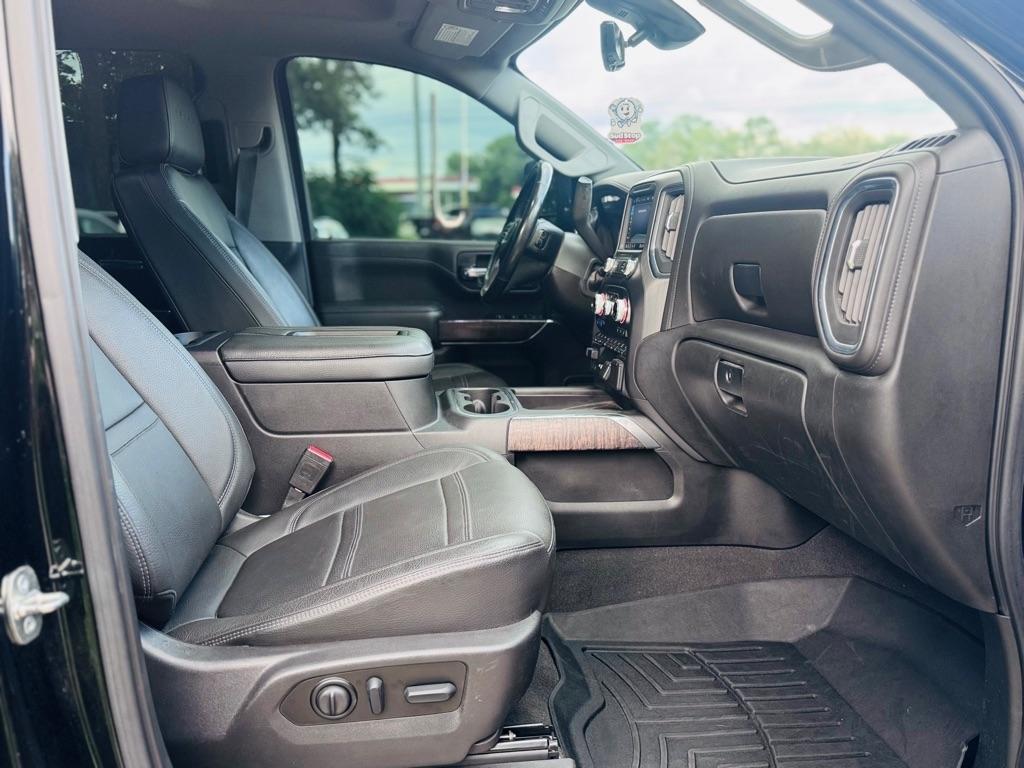 GMC Sierra 2500HD Denali Crew Cab 4WD SB 2022