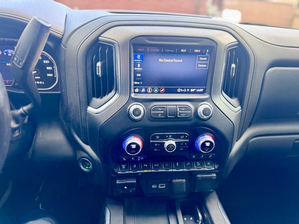 GMC Sierra 2500HD Denali Crew Cab 4WD SB 2022