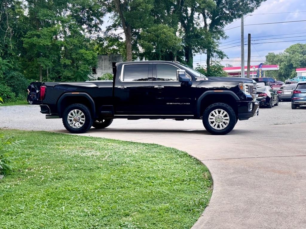 GMC Sierra 2500HD Denali Crew Cab 4WD SB 2022