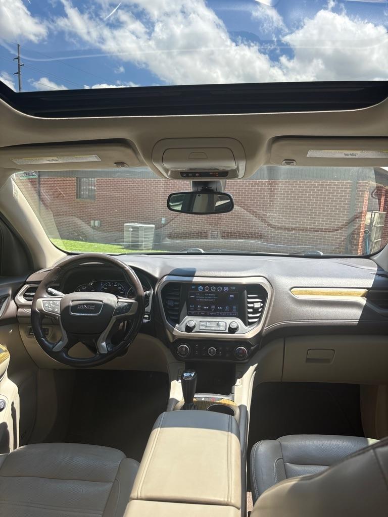 GMC Acadia Denali 2018