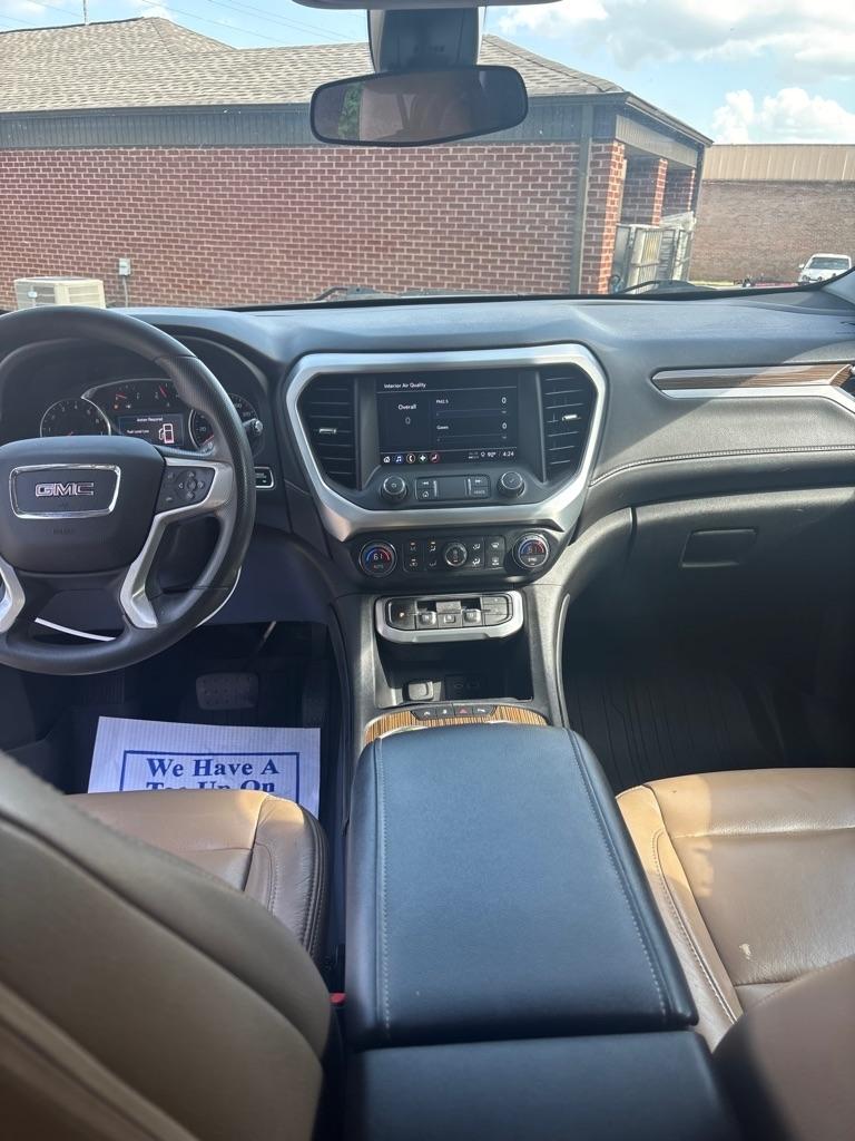 GMC Acadia SLE 2022