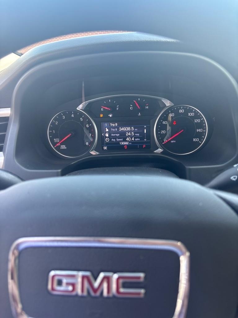 GMC Acadia SLE 2022