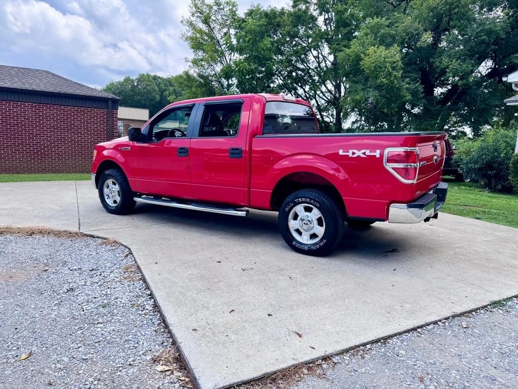 Ford F-150 XL SuperCrew 5.5-ft. Bed 4WD 2014