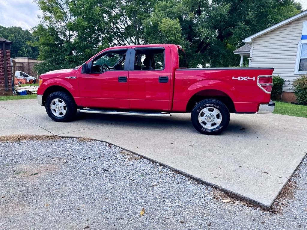 Ford F-150 XL SuperCrew 5.5-ft. Bed 4WD 2014