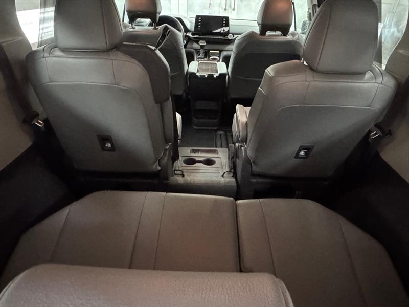 Toyota Sienna XLE 8-Passenger 2021