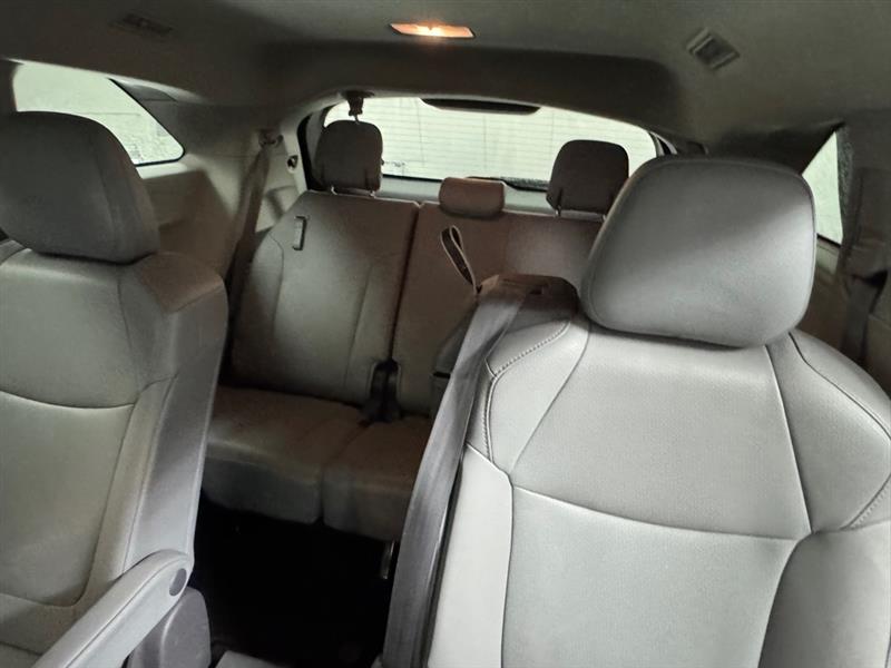 Toyota Sienna XLE 8-Passenger 2021