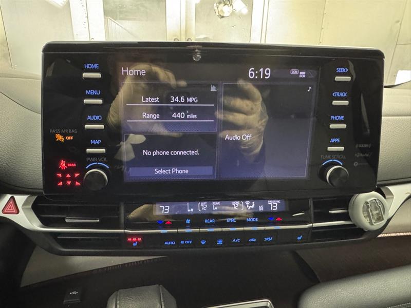 Toyota Sienna XLE 8-Passenger 2021