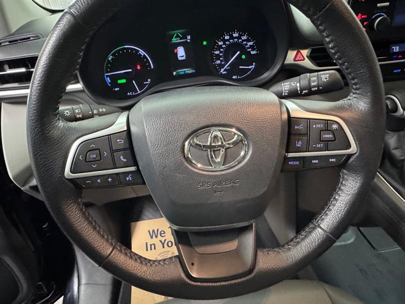 Toyota Sienna XLE 8-Passenger 2021