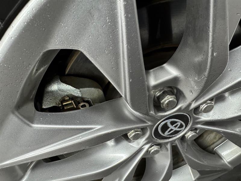 Toyota Sienna XLE 8-Passenger 2021