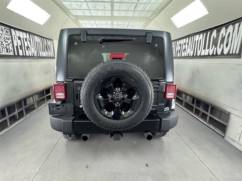 Jeep Wrangler Unlimited Sahara 4WD 2016