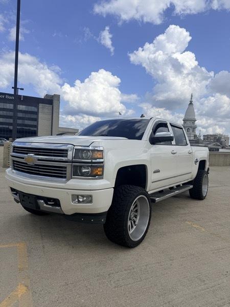Chevrolet Silverado 1500 4WD Crew Cab 147" High Country 2014