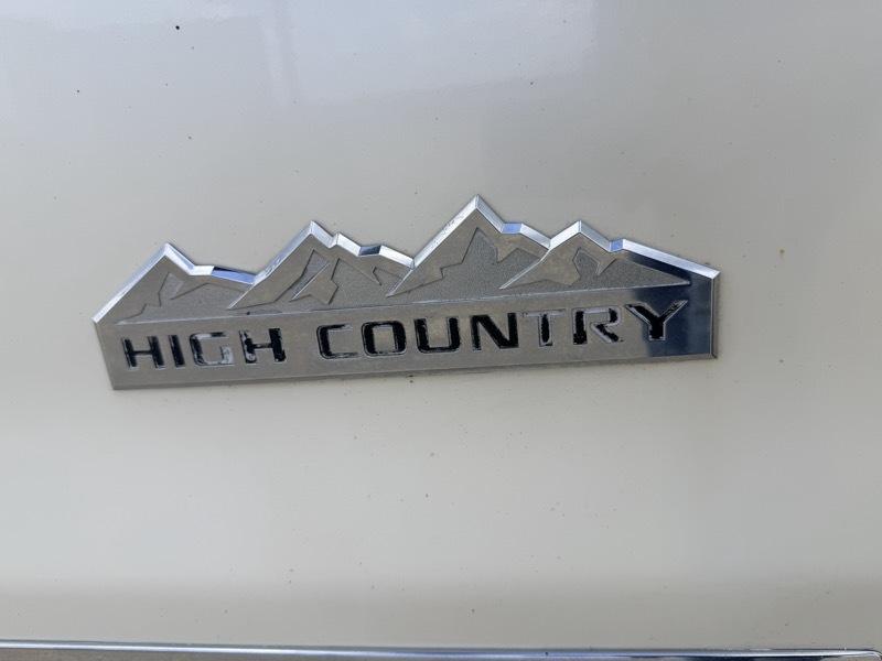 Chevrolet Silverado 1500 4WD Crew Cab 147" High Country 2014