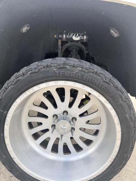 Chevrolet Silverado 1500 4WD Crew Cab 147" High Country 2014