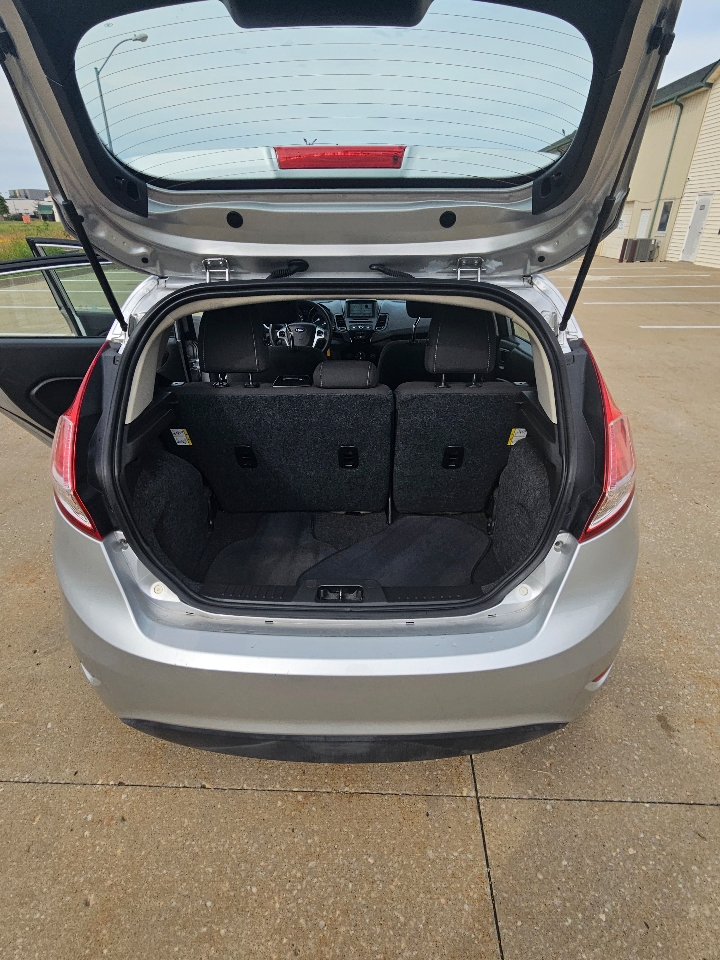 Ford Fiesta SE Hatchback 2017