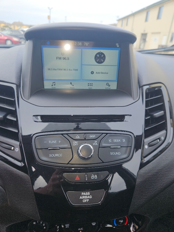 Ford Fiesta SE Hatchback 2017