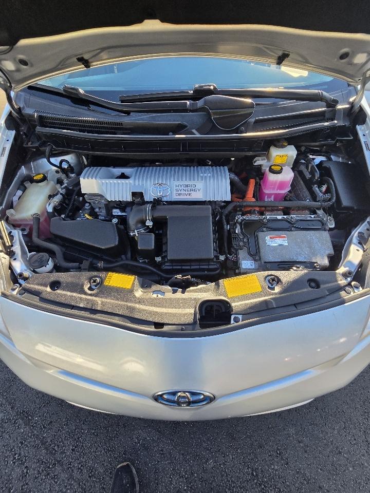 2012 Toyota Prius Five - Photo 8