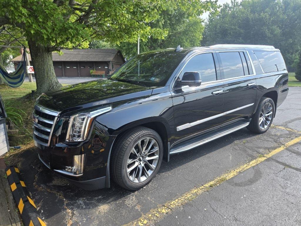 2017 Cadillac Escalade ESV LUXURY