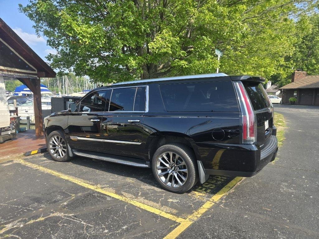 Cadillac Escalade  2017