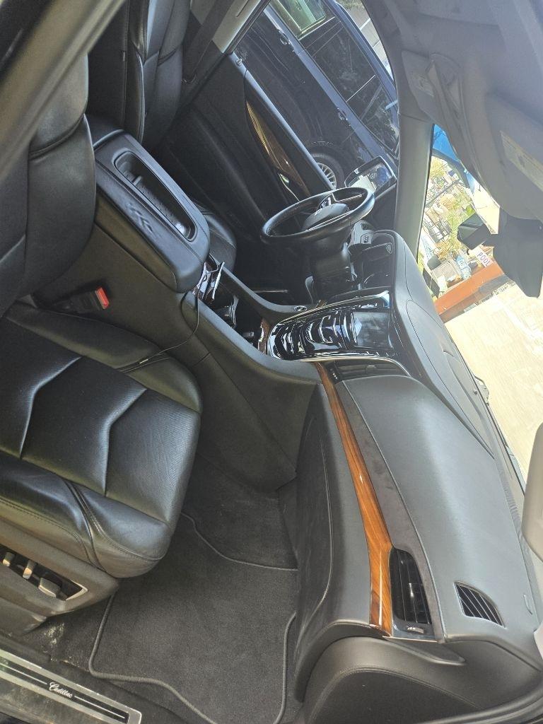 Cadillac Escalade  2017