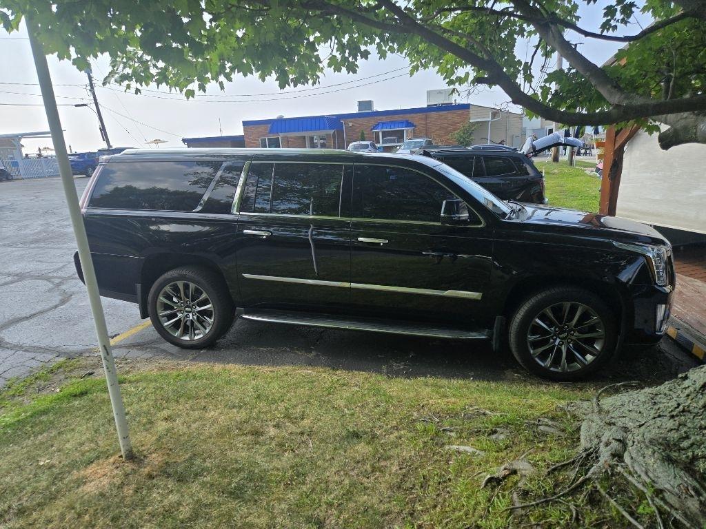 Cadillac Escalade  2017