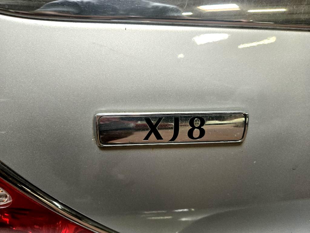 Jaguar XJ-Series  2004 Jaguar XJ-Series  2004