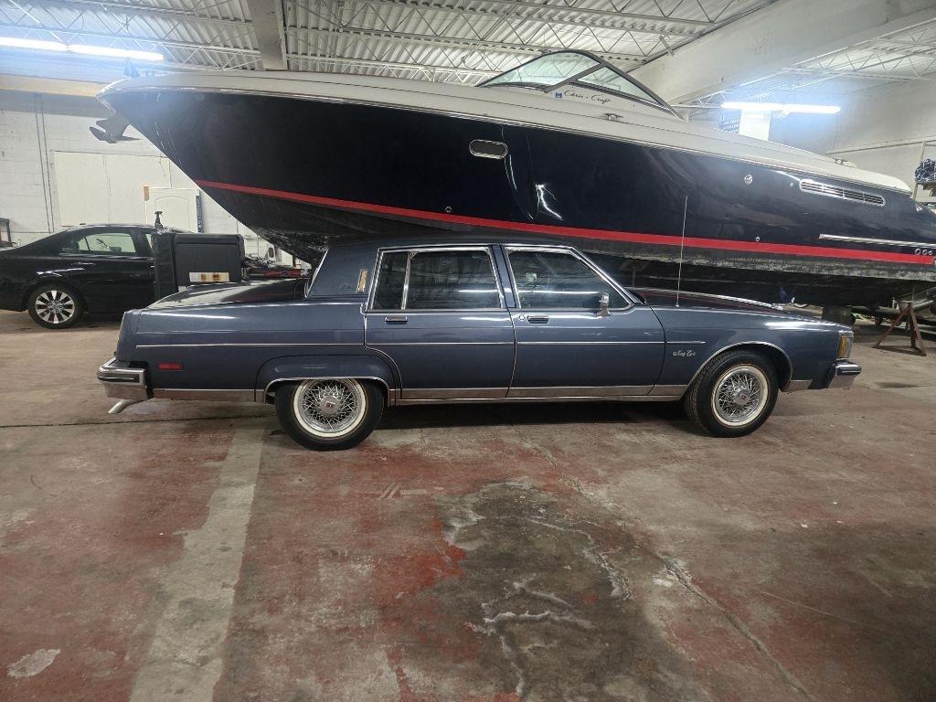 Oldsmobile Ninety Eight  1983
