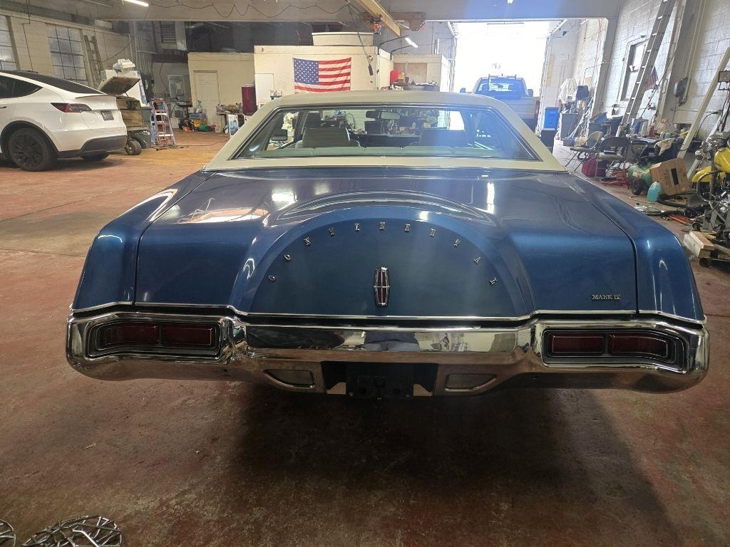 Lincoln Continental  1972
