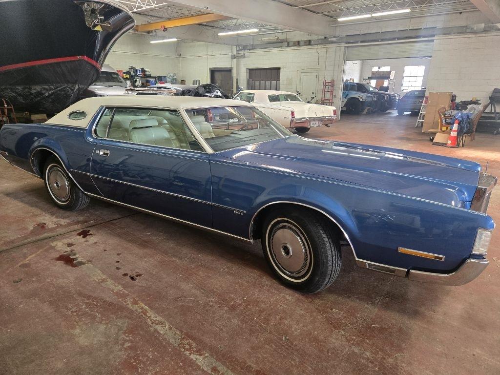Lincoln Continental  1972
