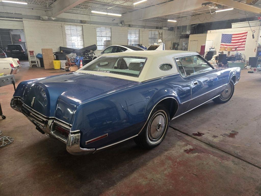Lincoln Continental  1972